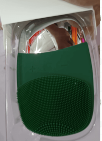Mini Silicone Electric Face Cleansing Brush Electric Facial Cleanser Facial Cleansing Brush Skin Massager Skin Care Tools (Option: Green-Electric-DC)